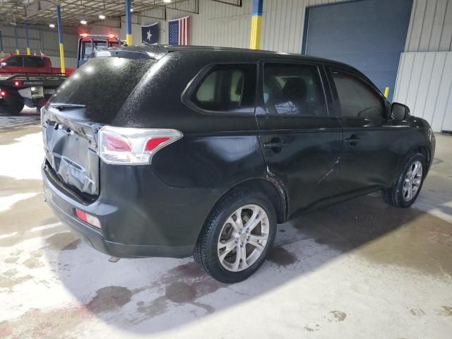 2014 Mitsubishi Outlander SE