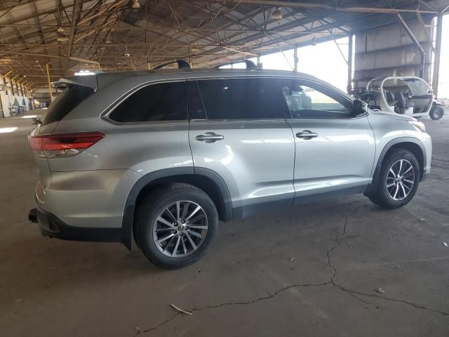 2019 Toyota Highlander SE