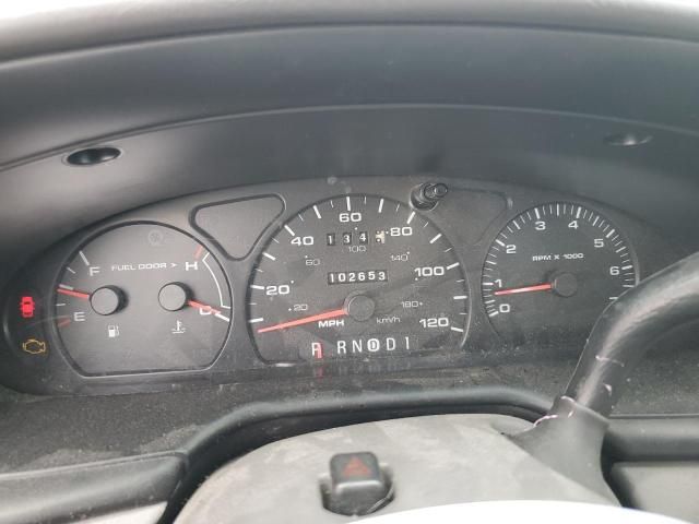 2002 Ford Taurus SE