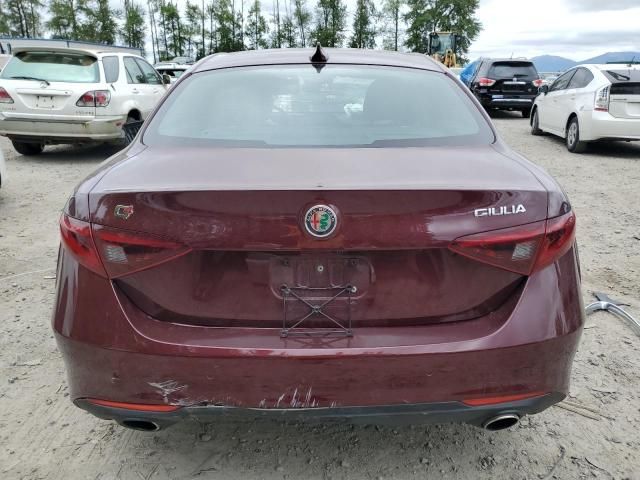 2017 Alfa Romeo Giulia Q4