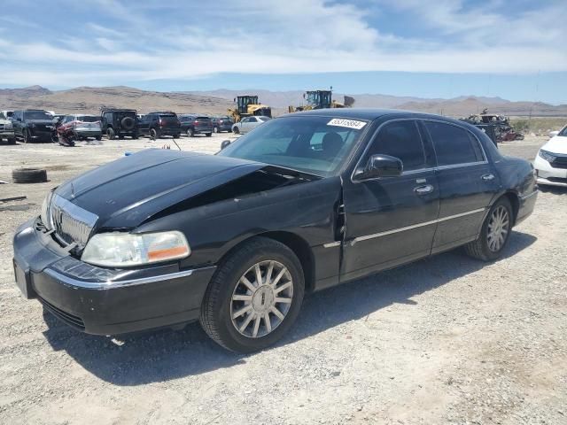 2007 Lincoln Town Car Signature