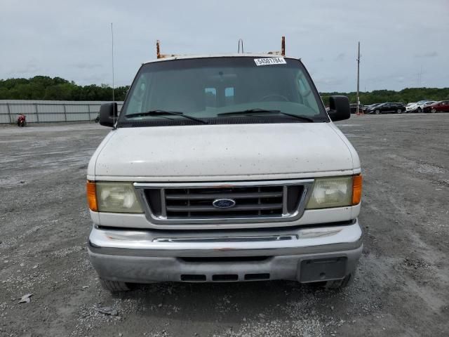 2004 Ford Econoline E250 Van