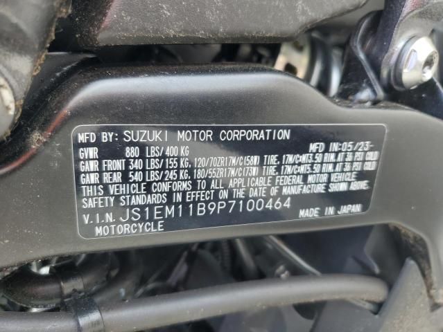 2023 Suzuki GSX800 R