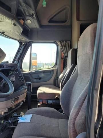 2016 Freightliner Cascadia 125