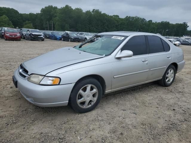 1999 Nissan Altima XE