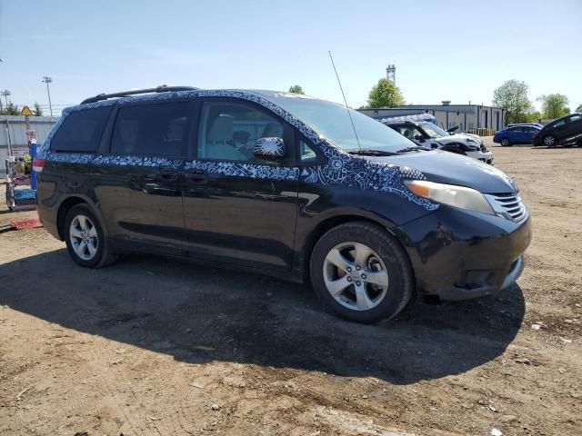 2012 Toyota Sienna LE