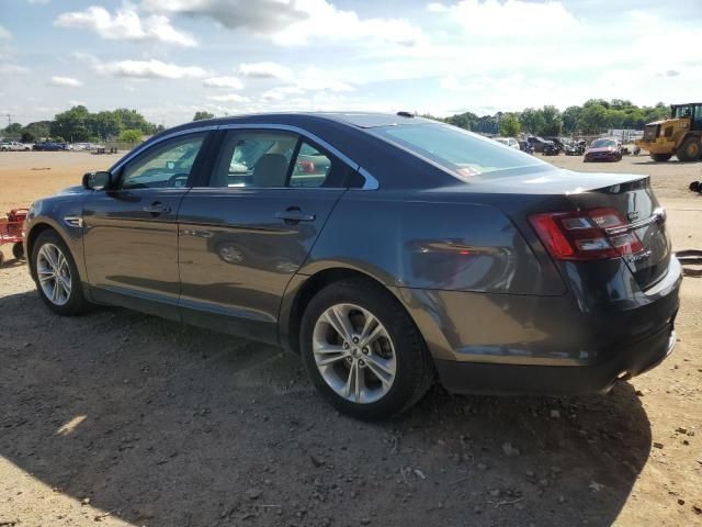 2018 Ford Taurus SEL