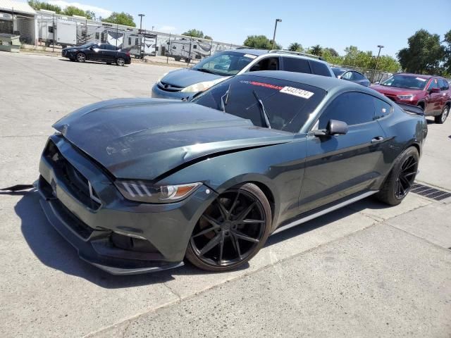 2015 Ford Mustang