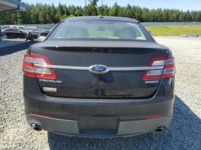 2015 Ford Taurus SE