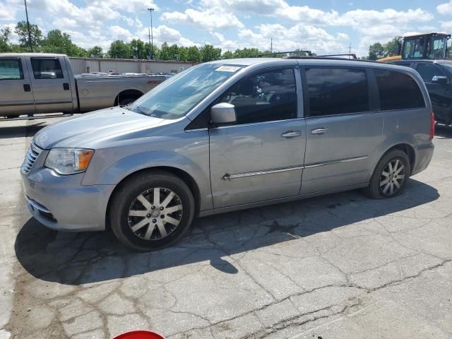 2013 Chrysler Town & Country Touring