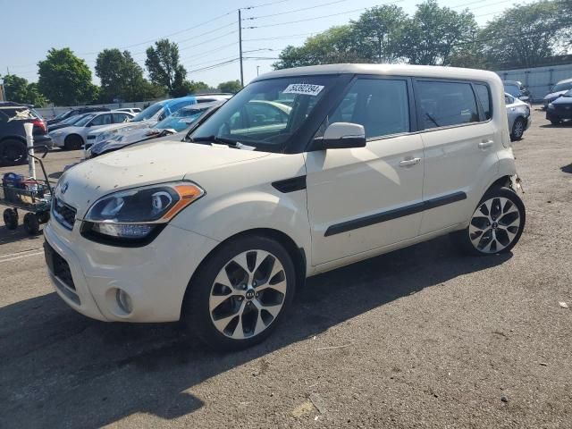 2013 KIA Soul +