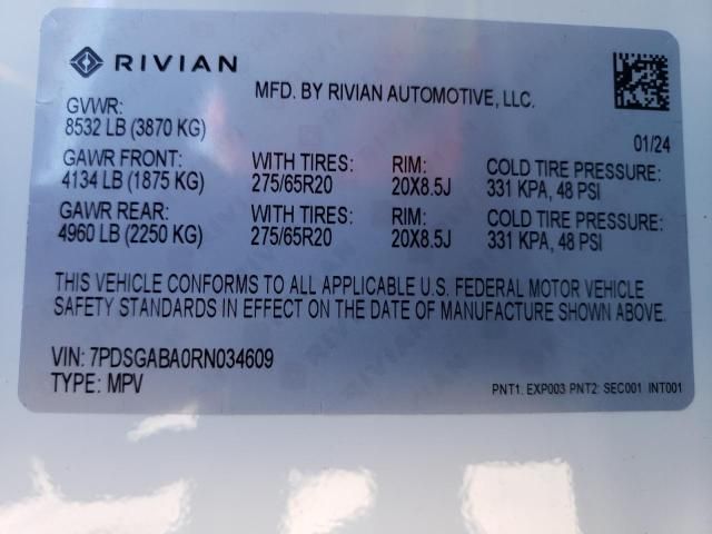 2024 Rivian R1S Adventure