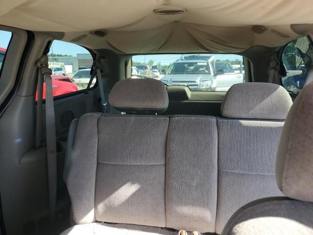 2001 Chrysler Town & Country LX