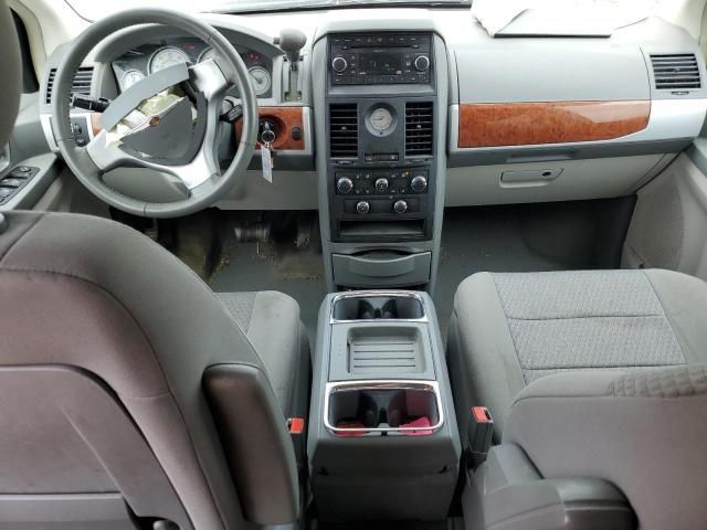 2008 Chrysler Town & Country Touring