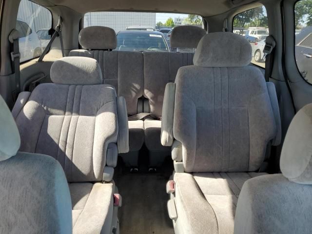 2000 Toyota Sienna LE