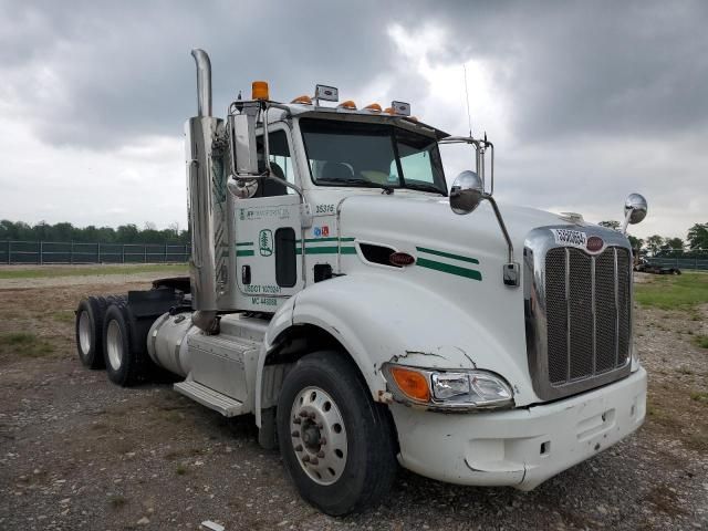 2014 Peterbilt 384