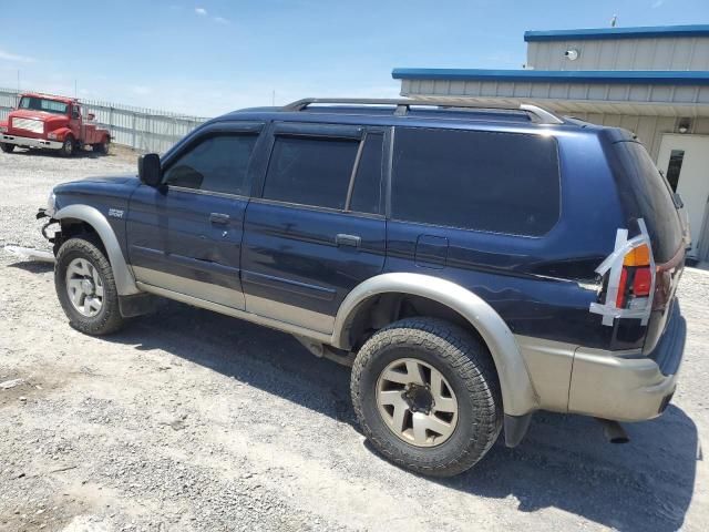 2003 Mitsubishi Montero Sport XLS