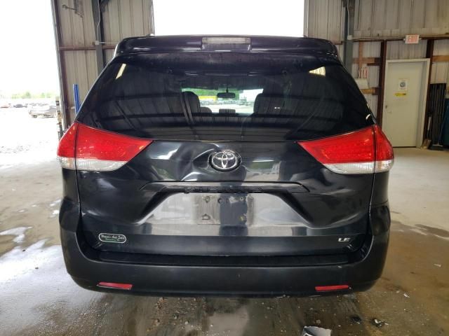 2013 Toyota Sienna LE