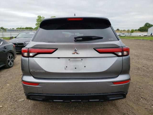 2022 Mitsubishi Outlander SE