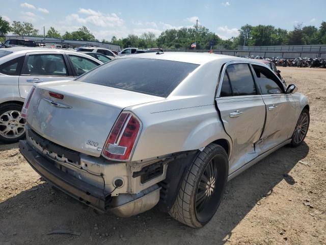 2012 Chrysler 300C Luxury