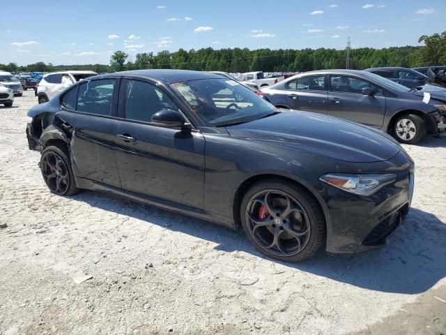 2017 Alfa Romeo Giulia TI Q4