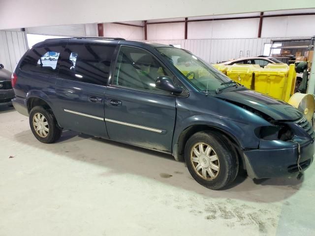 2007 Chrysler Town & Country Touring