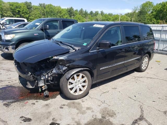 2013 Chrysler Town & Country Touring