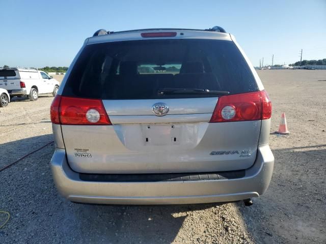 2006 Toyota Sienna XLE