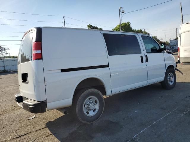 2020 Chevrolet Express G2500