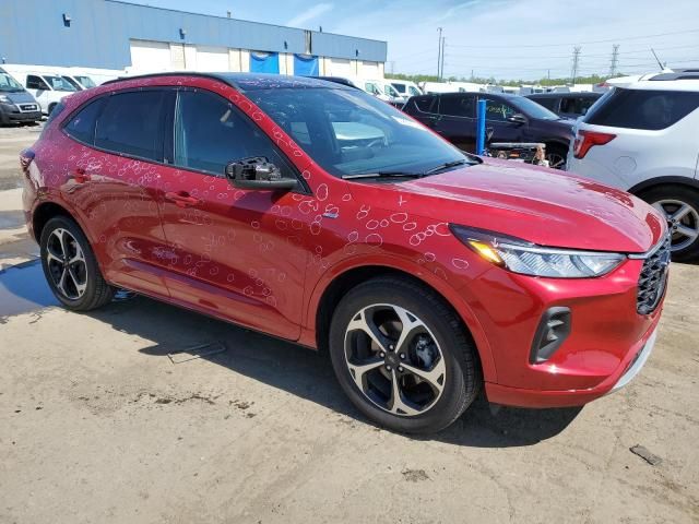 2023 Ford Escape ST Line Plus