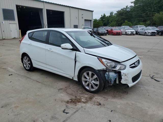 2013 Hyundai Accent GLS