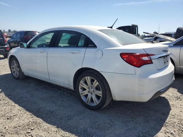 2013 Chrysler 200 LX