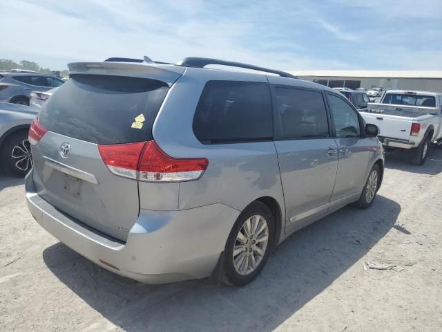 2011 Toyota Sienna XLE