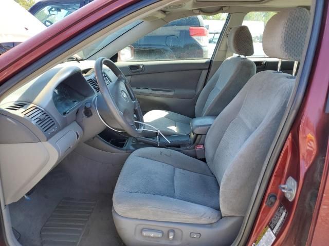 2004 Toyota Camry LE