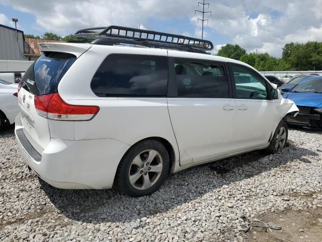 2011 Toyota Sienna LE