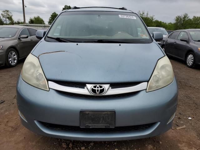 2006 Toyota Sienna XLE