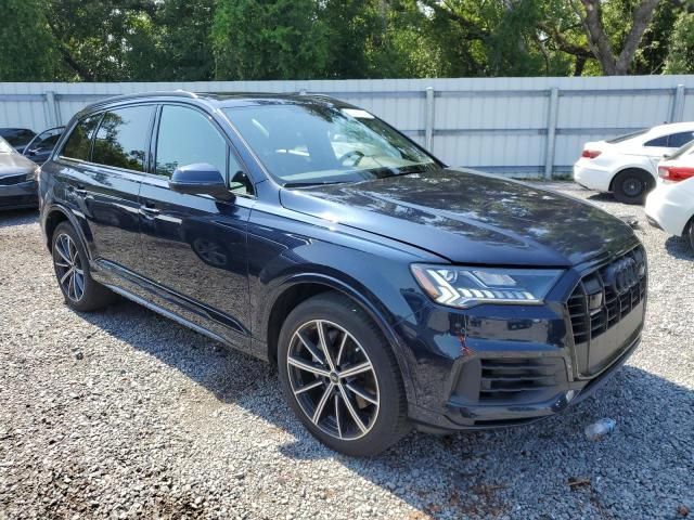 2023 Audi Q7 Premium Plus