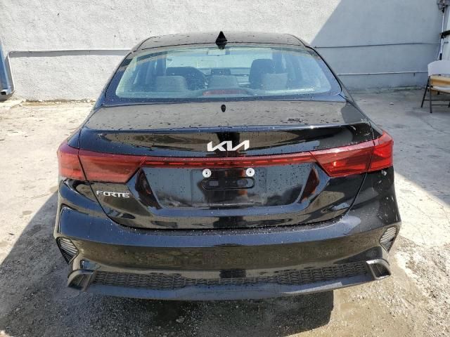 2022 KIA Forte FE