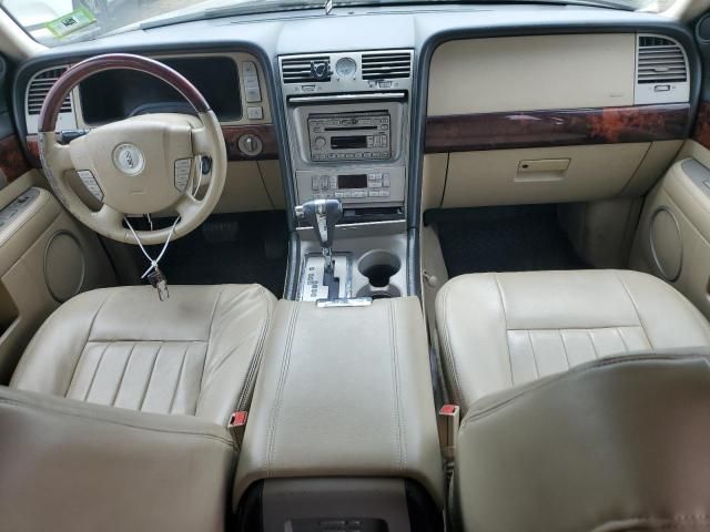 2005 Lincoln Navigator