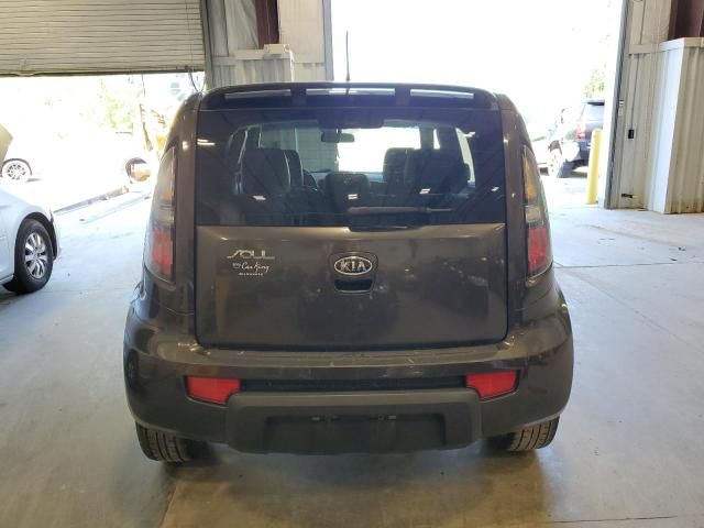 2011 KIA Soul +