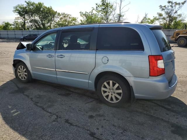 2013 Chrysler Town & Country Touring