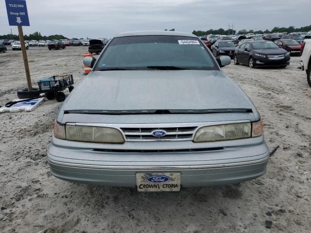 1995 Ford Crown Victoria LX