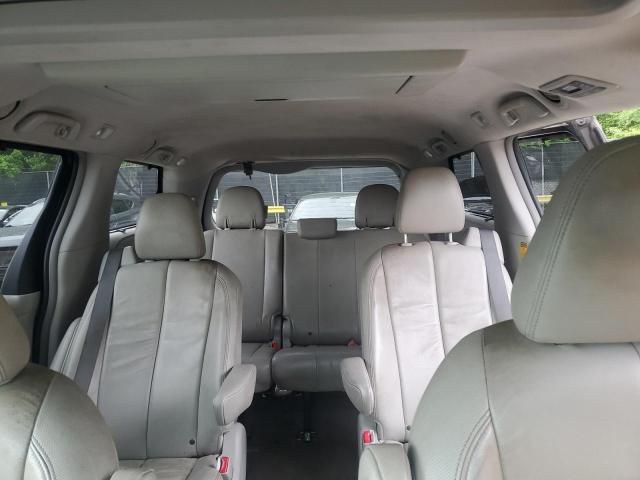 2014 Toyota Sienna XLE