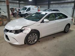 2015 Toyota Camry Hybrid en venta en Des Moines, IA