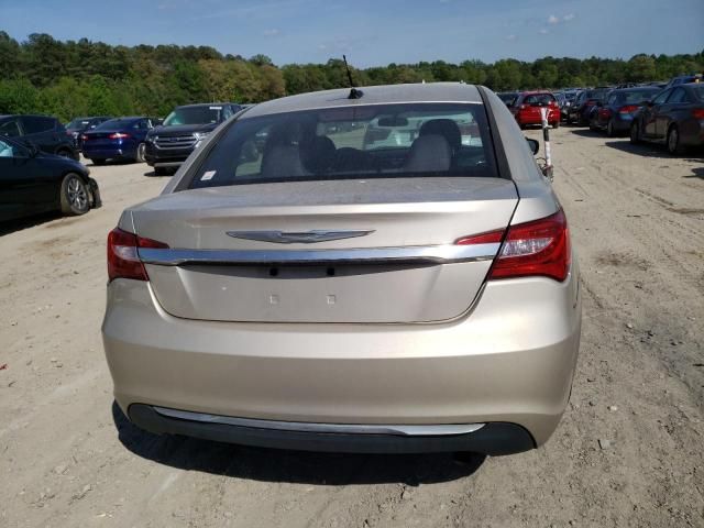 2013 Chrysler 200 Touring