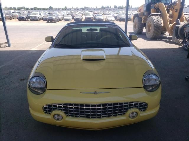 2002 Ford Thunderbird