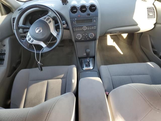 2010 Nissan Altima Base