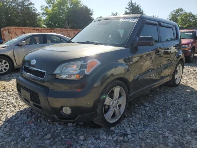 2011 KIA Soul +