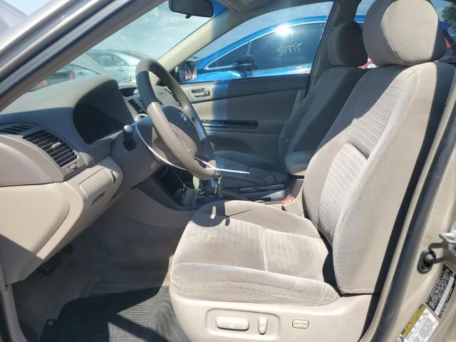 2005 Toyota Camry LE