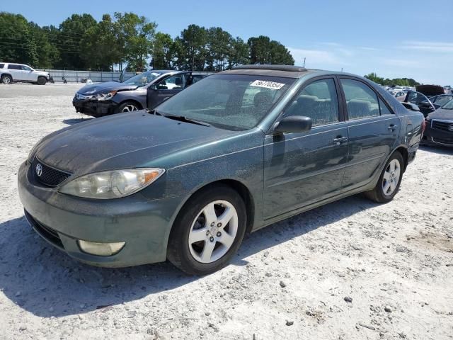 2005 Toyota Camry LE